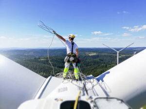 wind turbine technician up high